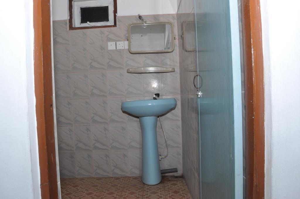 Marshal Beach Guesthouse Negombo Oda fotoğraf
